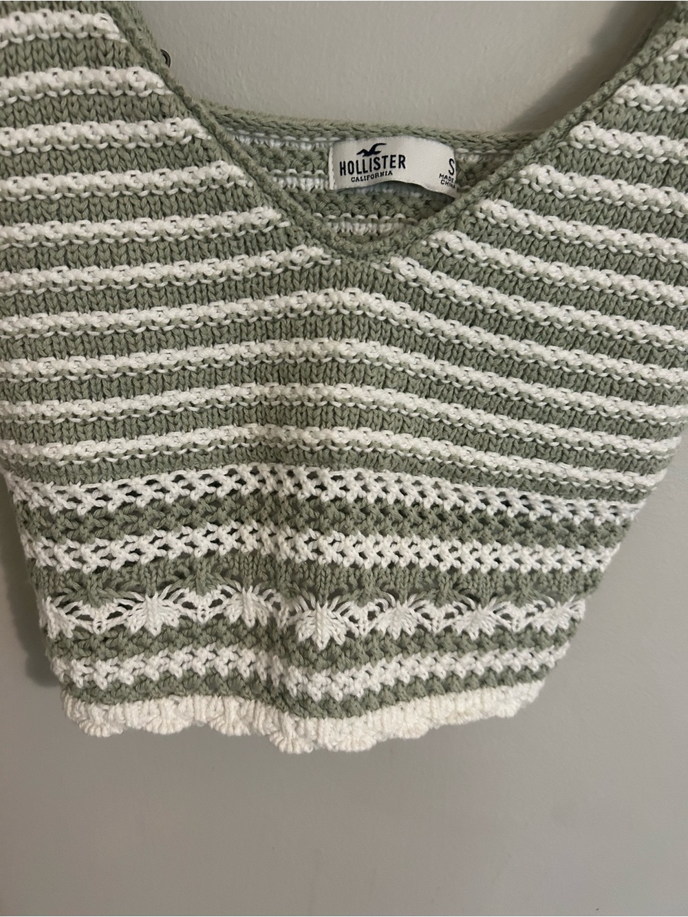 Hollister Olive Green & White Striped Crochet Crop Tank - Picture 3 of 11